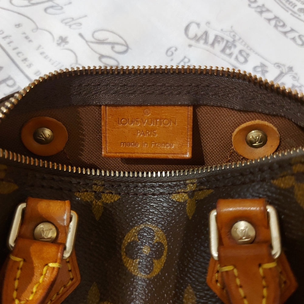 πSOLDπ Louis Vuitton Monogram Speedy Mini Sac HL - Picture 12 of 16